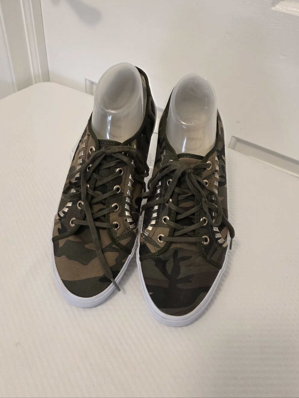 Jack Rogers Carter Canvas Camo Low-Top Sneakers - Olive Green & Brown